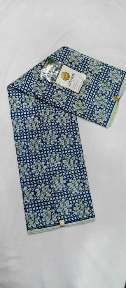 UW-066 · Bleu et blanc