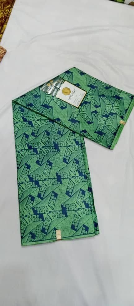 UW-084 · Vert menthe et bleu