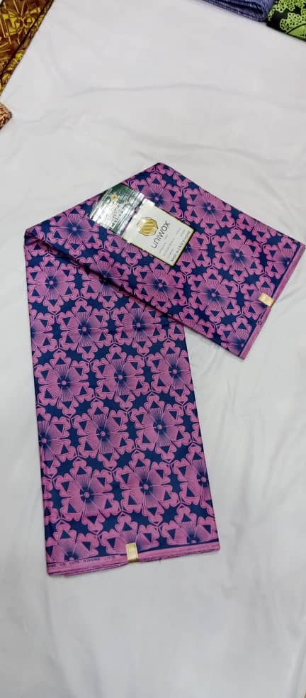 UW-094 · Violet et bleu