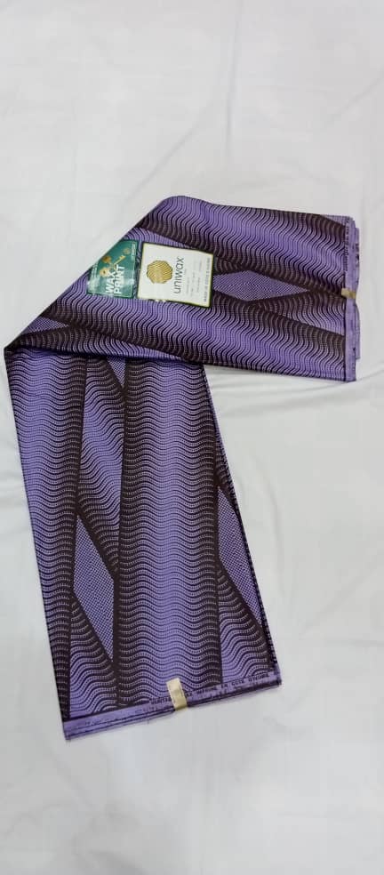 UW-098 · Violet profond